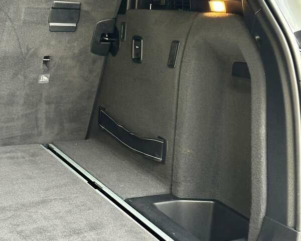 Серый БМВ Х3, объемом двигателя 2 л и пробегом 136 тыс. км за 17900 $, фото 47 на Automoto.ua