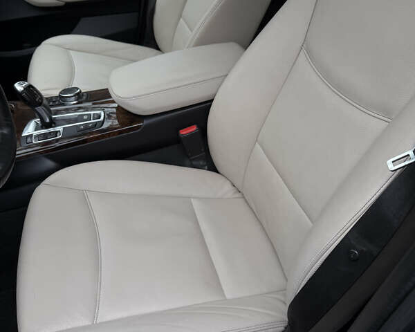 Серый БМВ Х3, объемом двигателя 2 л и пробегом 195 тыс. км за 18800 $, фото 9 на Automoto.ua