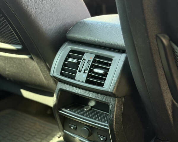 Серый БМВ Х3, объемом двигателя 2 л и пробегом 191 тыс. км за 16800 $, фото 31 на Automoto.ua