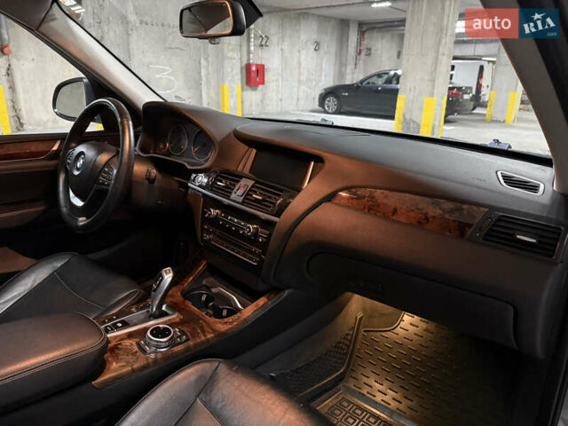 Сірий БМВ Х3, об'ємом двигуна 2 л та пробігом 237 тис. км за 13500 $, фото 35 на Automoto.ua
