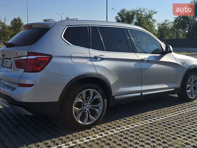 Серый БМВ Х3, объемом двигателя 3 л и пробегом 210 тыс. км за 19200 $, фото 12 на Automoto.ua