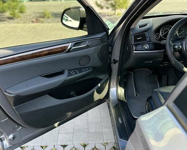 Сірий БМВ Х3, об'ємом двигуна 2 л та пробігом 256 тис. км за 14900 $, фото 11 на Automoto.ua