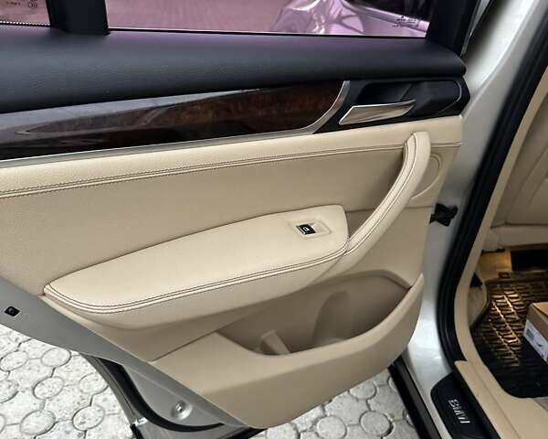 Серый БМВ Х3, объемом двигателя 2 л и пробегом 161 тыс. км за 20900 $, фото 11 на Automoto.ua