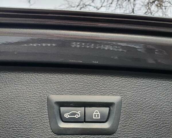 Серый БМВ Х3, объемом двигателя 2 л и пробегом 285 тыс. км за 15300 $, фото 31 на Automoto.ua