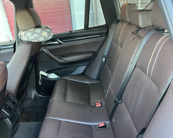 Сірий БМВ Х3, об'ємом двигуна 2 л та пробігом 187 тис. км за 22300 $, фото 13 на Automoto.ua