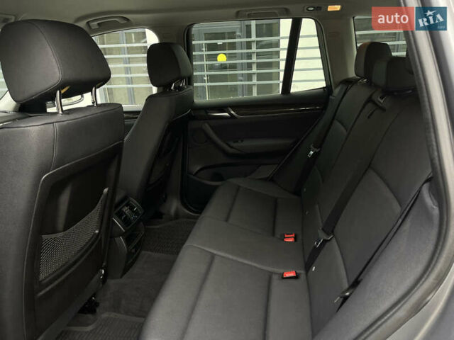 Серый БМВ Х3, объемом двигателя 2 л и пробегом 155 тыс. км за 15000 $, фото 29 на Automoto.ua