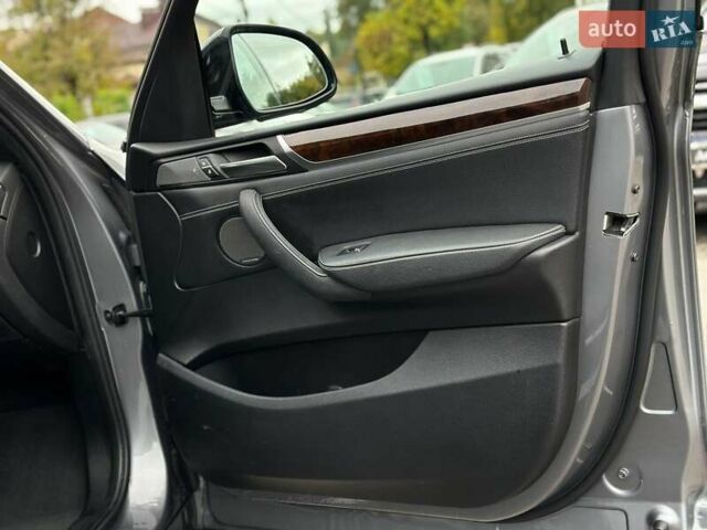 Серый БМВ Х3, объемом двигателя 3 л и пробегом 156 тыс. км за 20990 $, фото 44 на Automoto.ua
