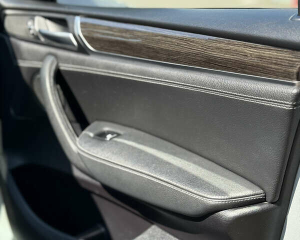 Серый БМВ Х3, объемом двигателя 2 л и пробегом 191 тыс. км за 16800 $, фото 30 на Automoto.ua