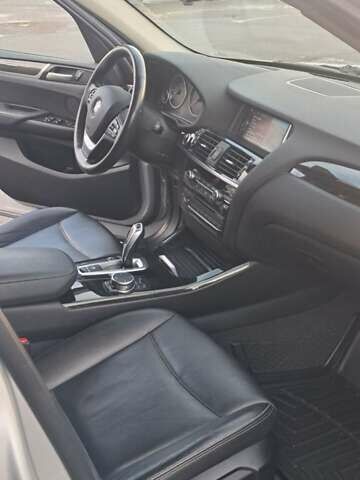 Серый БМВ Х3, объемом двигателя 2 л и пробегом 138 тыс. км за 15800 $, фото 3 на Automoto.ua