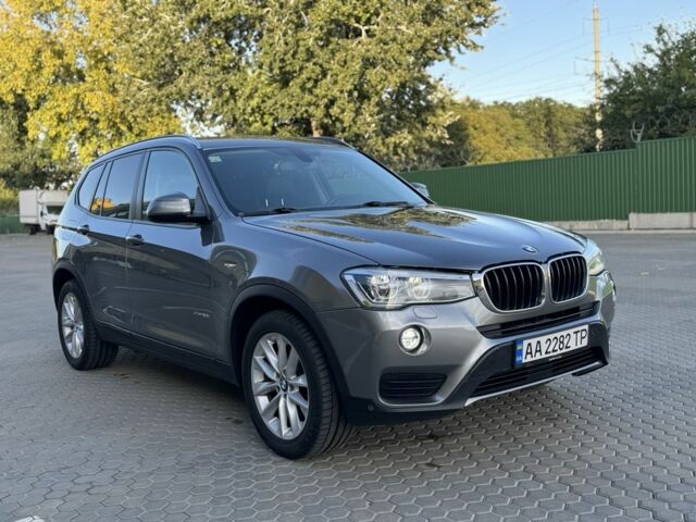 Серый БМВ Х3, объемом двигателя 2 л и пробегом 170 тыс. км за 15700 $, фото 2 на Automoto.ua