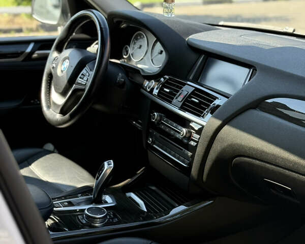 Серый БМВ Х3, объемом двигателя 2 л и пробегом 191 тыс. км за 16800 $, фото 24 на Automoto.ua