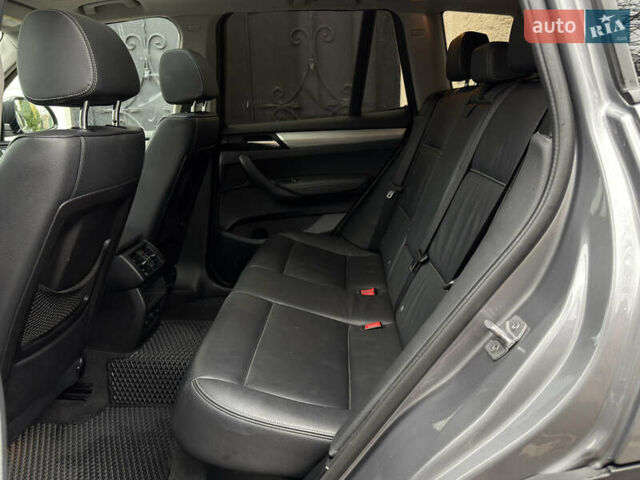 Серый БМВ Х3, объемом двигателя 2 л и пробегом 175 тыс. км за 15000 $, фото 19 на Automoto.ua