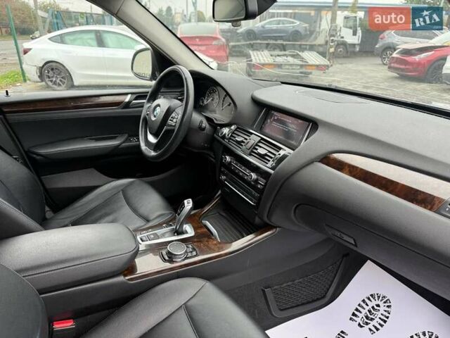 Серый БМВ Х3, объемом двигателя 3 л и пробегом 175 тыс. км за 13200 $, фото 13 на Automoto.ua