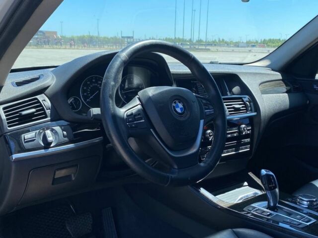 Серый БМВ Х3, объемом двигателя 2 л и пробегом 137 тыс. км за 13600 $, фото 6 на Automoto.ua