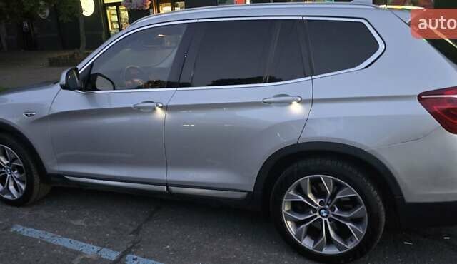 Серый БМВ Х3, объемом двигателя 3 л и пробегом 210 тыс. км за 19200 $, фото 11 на Automoto.ua