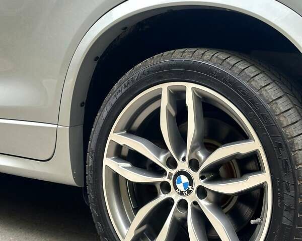 Сірий БМВ Х3, об'ємом двигуна 2 л та пробігом 135 тис. км за 17999 $, фото 19 на Automoto.ua