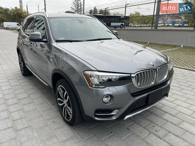 Серый БМВ Х3, объемом двигателя 2 л и пробегом 155 тыс. км за 15000 $, фото 5 на Automoto.ua