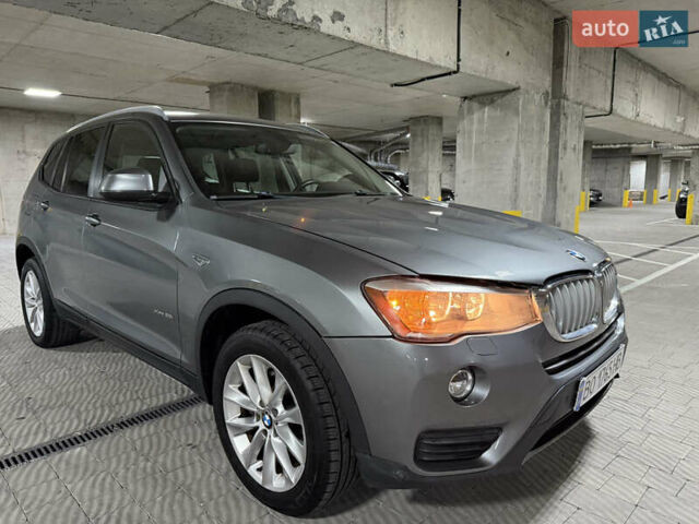 Сірий БМВ Х3, об'ємом двигуна 2 л та пробігом 237 тис. км за 13500 $, фото 6 на Automoto.ua