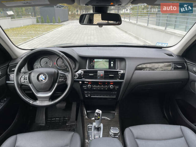Серый БМВ Х3, объемом двигателя 2 л и пробегом 155 тыс. км за 15000 $, фото 17 на Automoto.ua