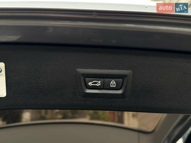 Серый БМВ Х3, объемом двигателя 2 л и пробегом 175 тыс. км за 15000 $, фото 21 на Automoto.ua
