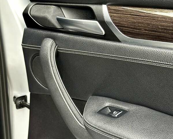 Серый БМВ Х3, объемом двигателя 2 л и пробегом 136 тыс. км за 17900 $, фото 37 на Automoto.ua