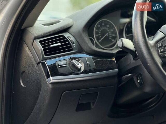 Серый БМВ Х3, объемом двигателя 2 л и пробегом 48 тыс. км за 19000 $, фото 8 на Automoto.ua