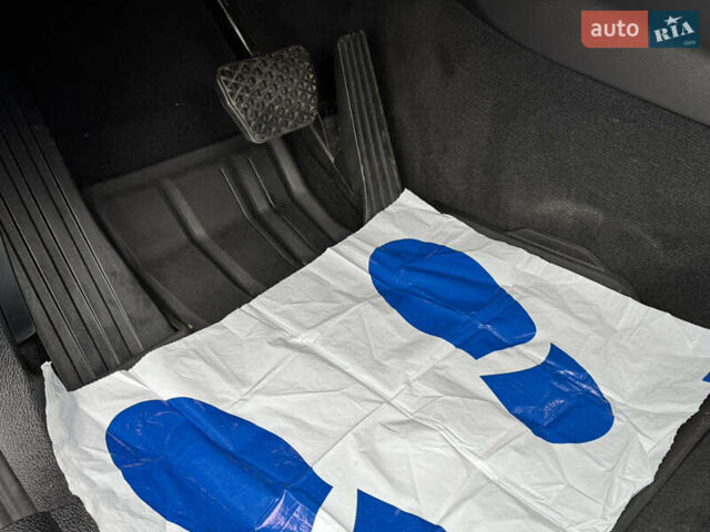 Серый БМВ Х3, объемом двигателя 2 л и пробегом 205 тыс. км за 15200 $, фото 29 на Automoto.ua