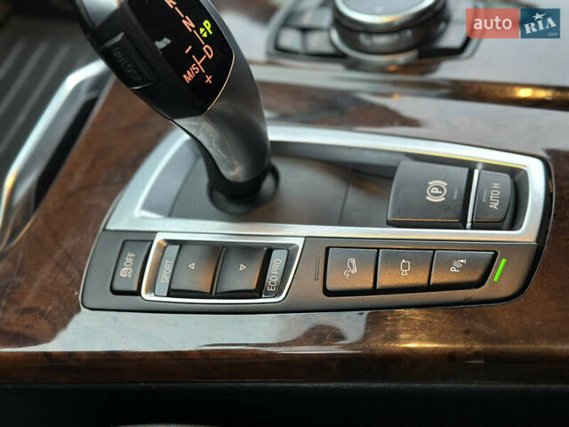 Серый БМВ Х3, объемом двигателя 2 л и пробегом 246 тыс. км за 15500 $, фото 9 на Automoto.ua