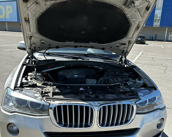 Серый БМВ Х3, объемом двигателя 2 л и пробегом 180 тыс. км за 19500 $, фото 28 на Automoto.ua