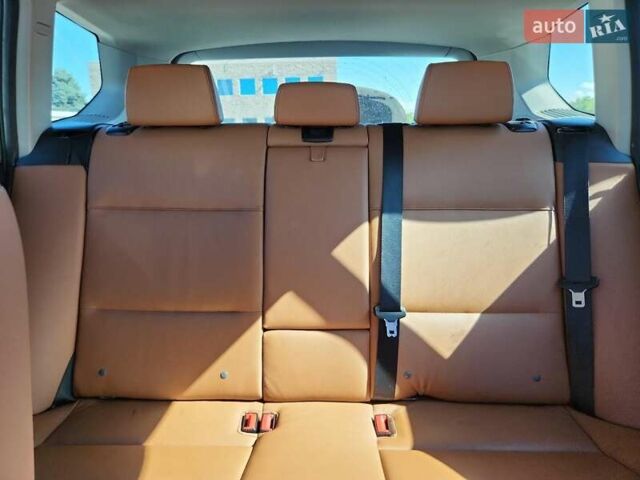 Серый БМВ Х3, объемом двигателя 2 л и пробегом 146 тыс. км за 2000 $, фото 9 на Automoto.ua