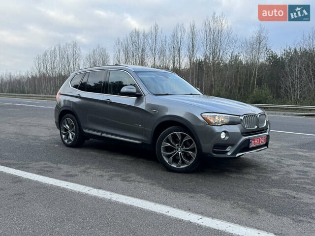 Серый БМВ Х3, объемом двигателя 2 л и пробегом 214 тыс. км за 14400 $, фото 1 на Automoto.ua
