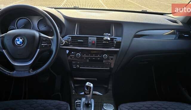 Серый БМВ Х3, объемом двигателя 3 л и пробегом 210 тыс. км за 19200 $, фото 2 на Automoto.ua