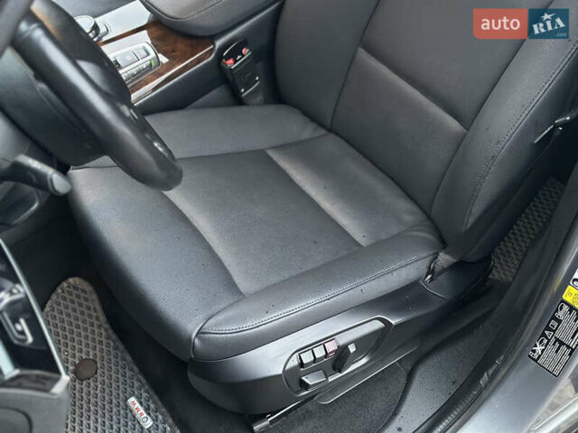Серый БМВ Х3, объемом двигателя 2 л и пробегом 246 тыс. км за 15500 $, фото 51 на Automoto.ua