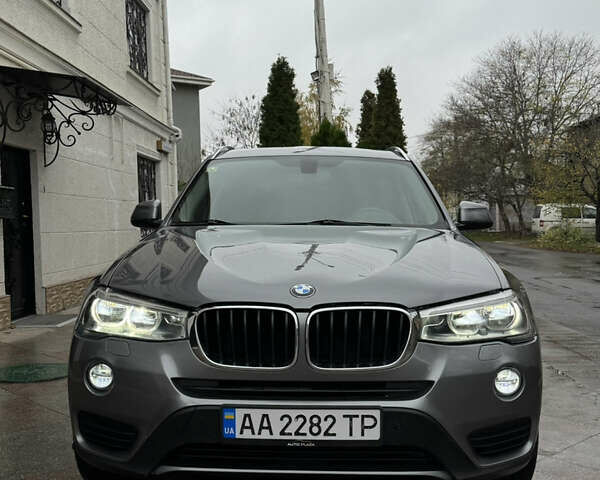 Серый БМВ Х3, объемом двигателя 2 л и пробегом 175 тыс. км за 15000 $, фото 1 на Automoto.ua