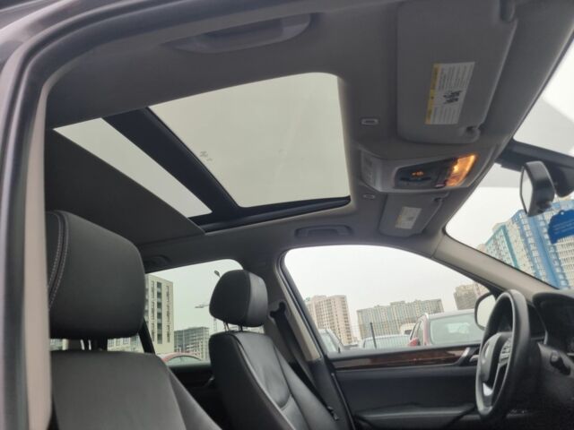 Серый БМВ Х3, объемом двигателя 2 л и пробегом 168 тыс. км за 14900 $, фото 5 на Automoto.ua