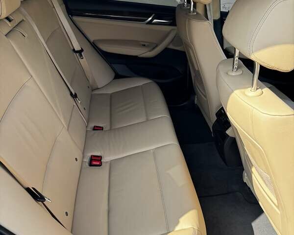 Серый БМВ Х3, объемом двигателя 2 л и пробегом 135 тыс. км за 23900 $, фото 13 на Automoto.ua