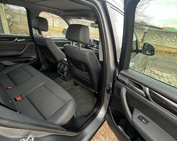 Серый БМВ Х3, объемом двигателя 2 л и пробегом 205 тыс. км за 19500 $, фото 62 на Automoto.ua