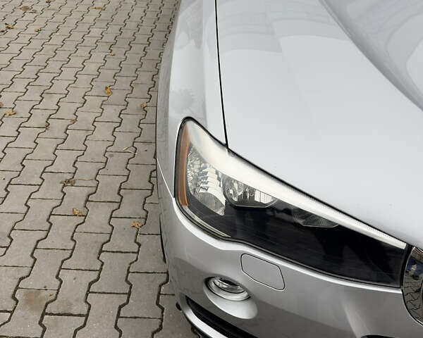 Сірий БМВ Х3, об'ємом двигуна 2 л та пробігом 171 тис. км за 14700 $, фото 13 на Automoto.ua