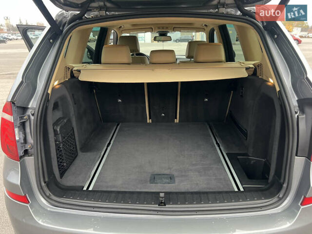 Серый БМВ Х3, объемом двигателя 2 л и пробегом 178 тыс. км за 21800 $, фото 14 на Automoto.ua