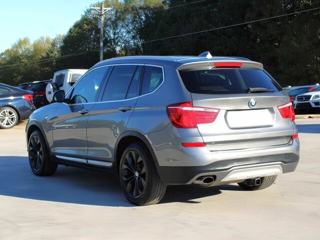 Серый БМВ Х3, объемом двигателя 2 л и пробегом 76 тыс. км за 20000 $, фото 6 на Automoto.ua