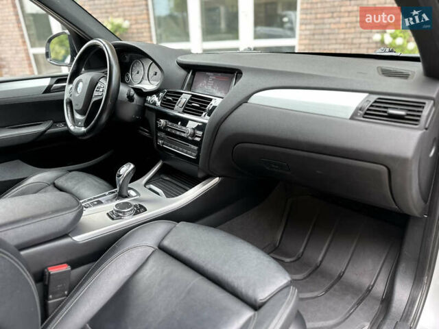 Серый БМВ Х3, объемом двигателя 3 л и пробегом 158 тыс. км за 19990 $, фото 19 на Automoto.ua