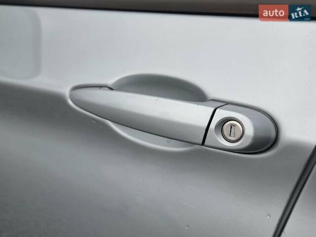 Серый БМВ Х3, объемом двигателя 2 л и пробегом 217 тыс. км за 14900 $, фото 16 на Automoto.ua