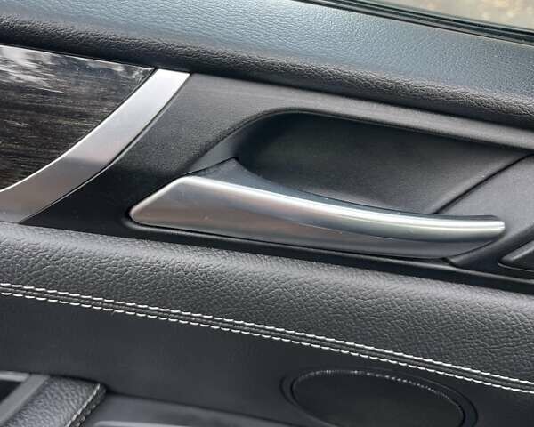 Серый БМВ Х3, объемом двигателя 2 л и пробегом 205 тыс. км за 19500 $, фото 44 на Automoto.ua