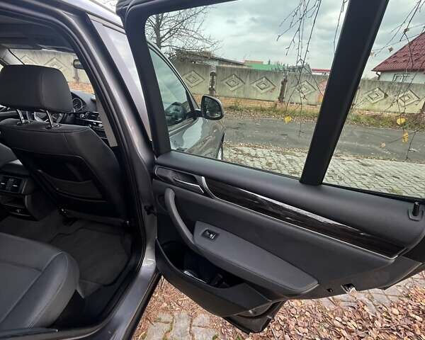 Серый БМВ Х3, объемом двигателя 2 л и пробегом 205 тыс. км за 19500 $, фото 56 на Automoto.ua