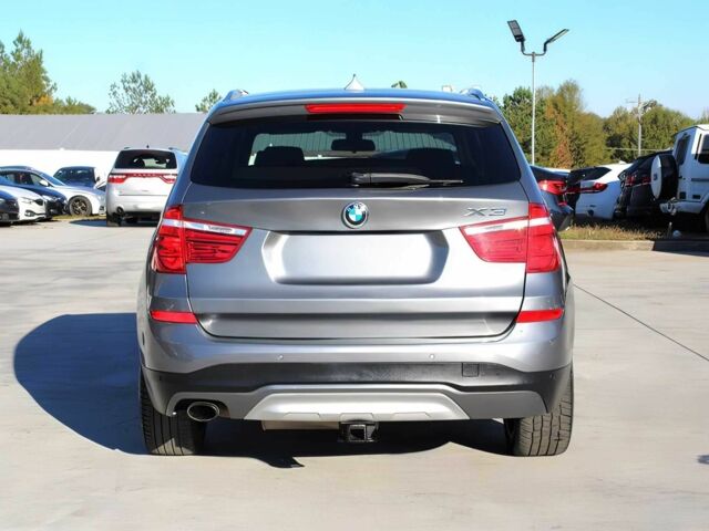 Серый БМВ Х3, объемом двигателя 2 л и пробегом 76 тыс. км за 20000 $, фото 5 на Automoto.ua