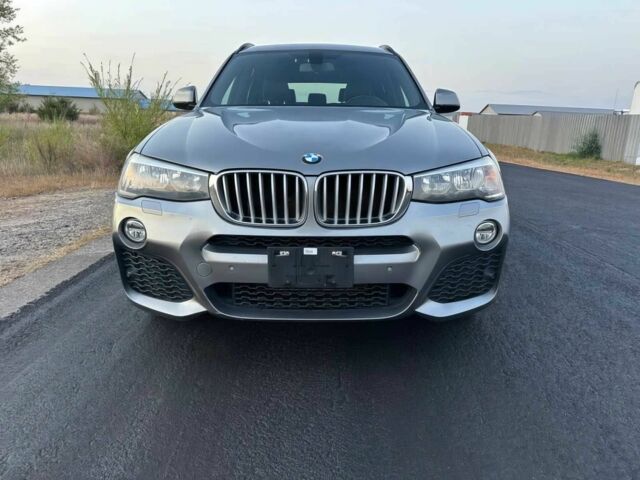 Серый БМВ Х3, объемом двигателя 2 л и пробегом 70 тыс. км за 4000 $, фото 1 на Automoto.ua