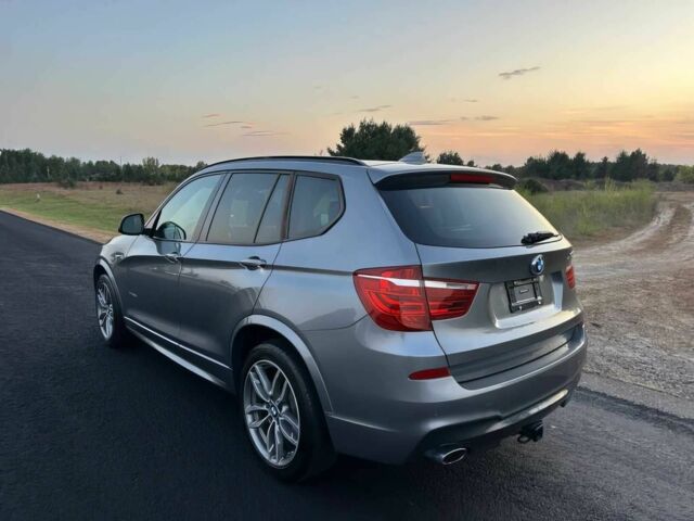 Серый БМВ Х3, объемом двигателя 2 л и пробегом 70 тыс. км за 4000 $, фото 4 на Automoto.ua