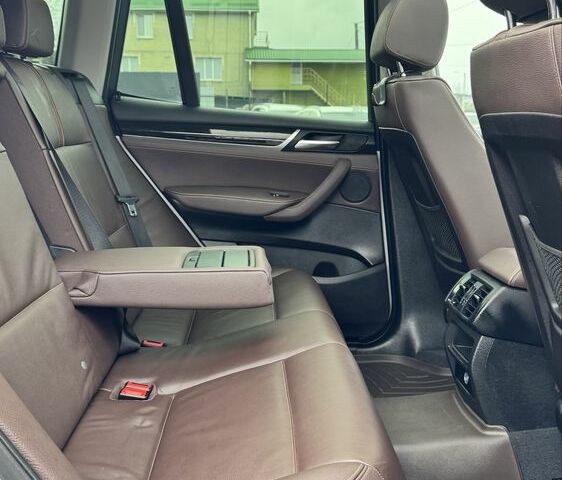 Серый БМВ Х3, объемом двигателя 2 л и пробегом 148 тыс. км за 17000 $, фото 17 на Automoto.ua