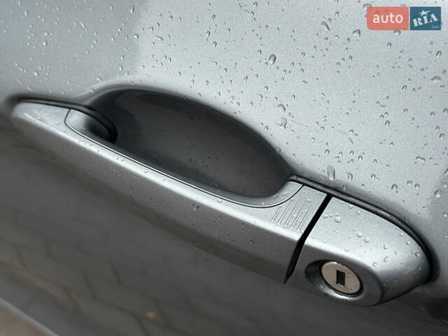 Сірий БМВ Х3, об'ємом двигуна 2 л та пробігом 163 тис. км за 17500 $, фото 33 на Automoto.ua