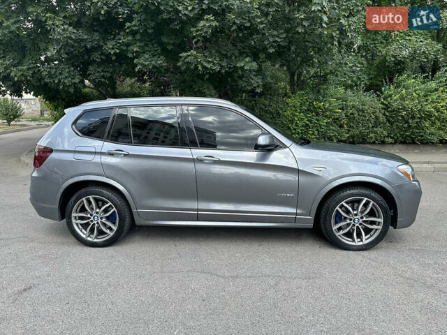 Серый БМВ Х3, объемом двигателя 2 л и пробегом 124 тыс. км за 20900 $, фото 4 на Automoto.ua
